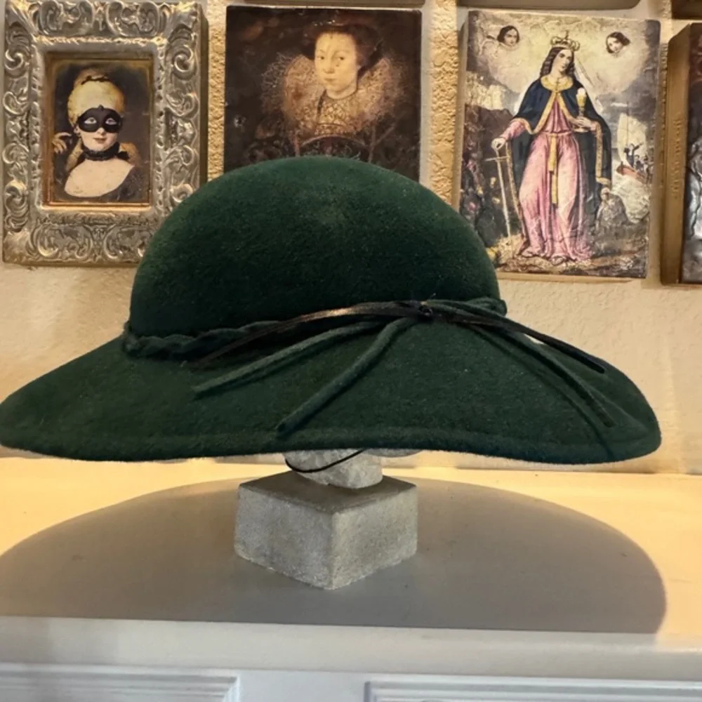 Sanger Harris beautiful vintage